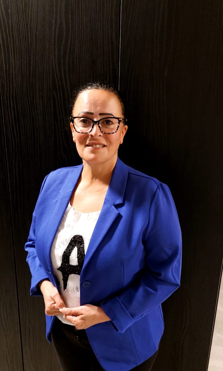 רויטל במשרד